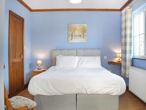 4 soverom, wi-fi (inkludert) og sengetøy