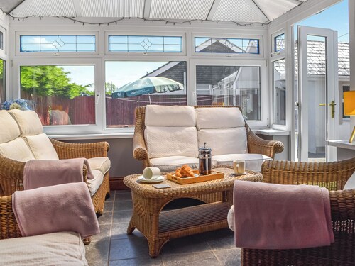 4 bedroom accommodation in New Quay