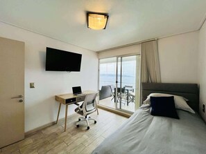 2 bedrooms, desk, iron/ironing board, free WiFi