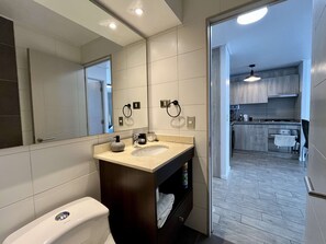 Shower, towels