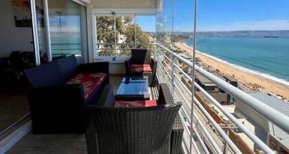 Oceanview Family Retreat in Exclusive Reñaca