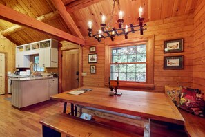 تناول الطعام