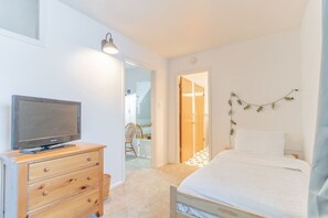 4 soveværelser, skrivebord, strygejern/strygebræt, gratis Wi-Fi