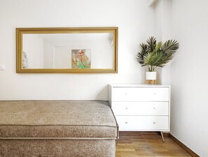 3 bedrooms, iron/ironing board, free WiFi - Athens Divas Velvet Gold Suites (Athens)