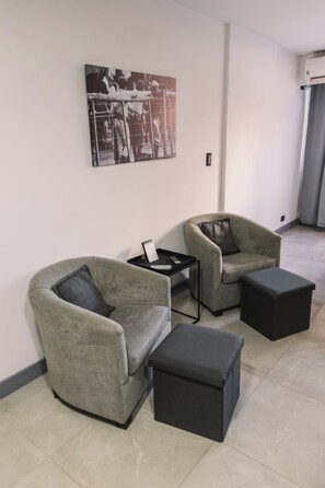 Interior - Trendy Studio Apartment in City Core! (BGJ)