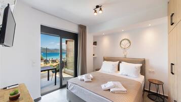 Superior Apartment, Sea View | 1 bedroom, soundproofing, free WiFi