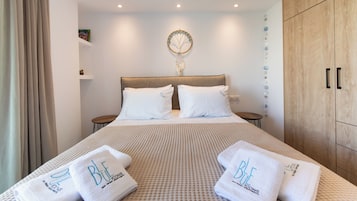 Superior Apartment, Sea View | 1 bedroom, soundproofing, free WiFi