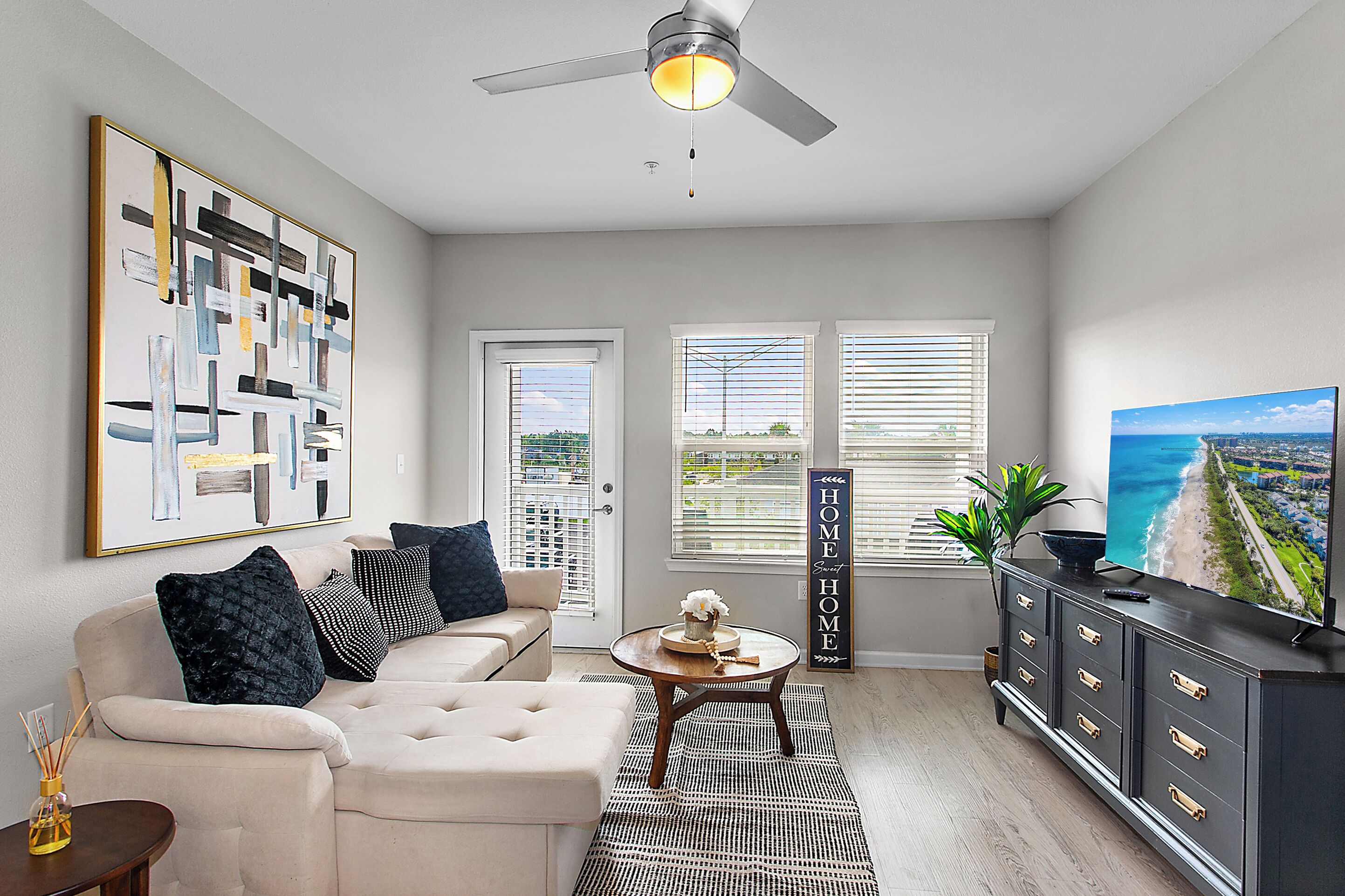 Cozy 1-bedroom apartment in delightful Saint Johns with WiFi, AC