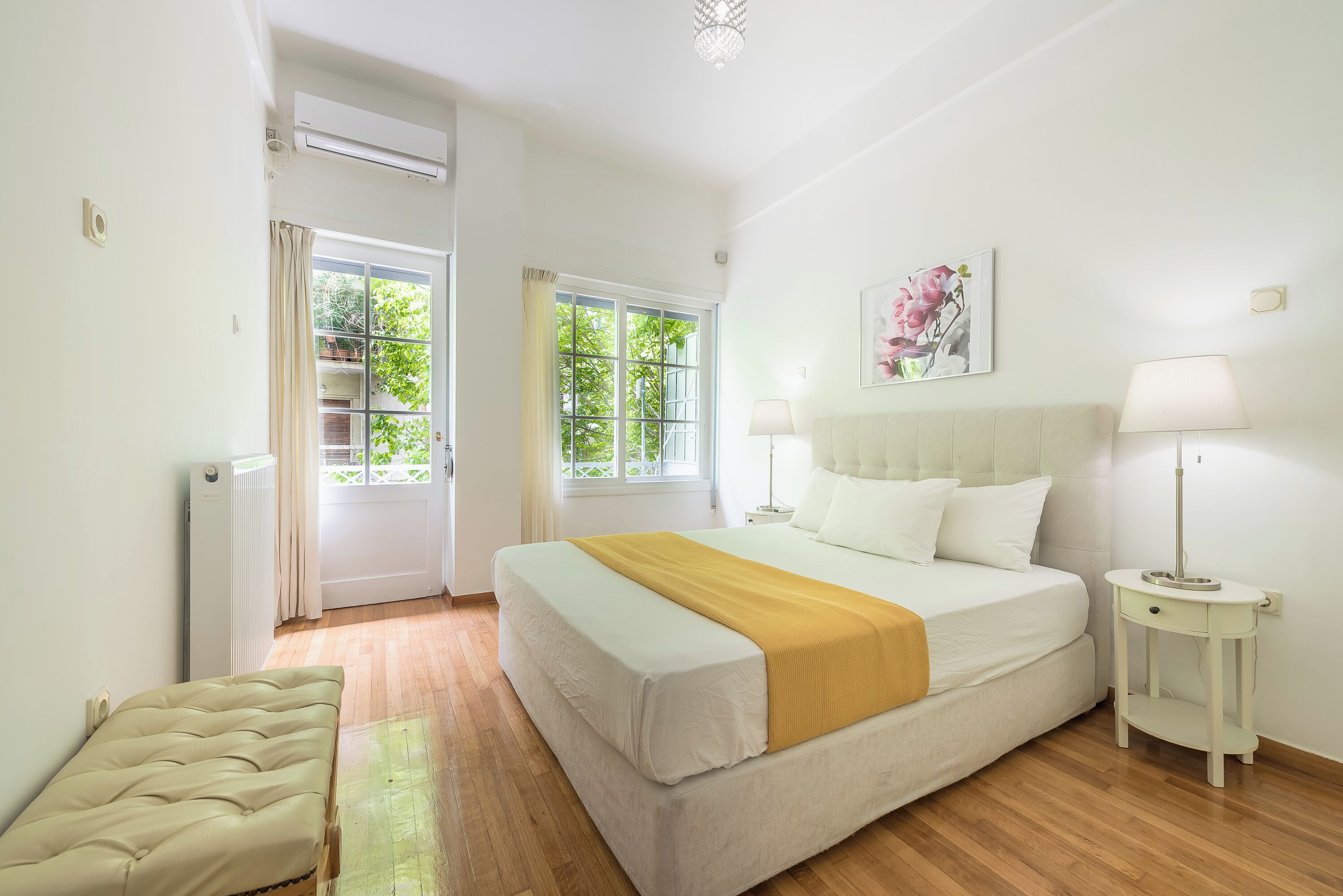 Iron/ironing board, free WiFi