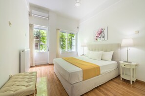 Iron/ironing board, free WiFi - Victoria Wood Suite (Athens)