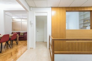 Living area - Victoria Wood Suite (Athens)