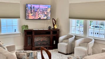 Télévision, chaîne hi-fi