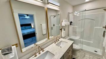 Eco-friendly toiletries, hair dryer