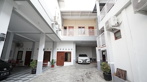 Front of property - Kingkost Tinosidin (Kasihan)