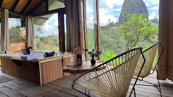 Deluxe-Chalet, Bergblick | 1 Schlafzimmer, laptopgeeigneter Arbeitsplatz, VerdunkelungsvorhÀnge