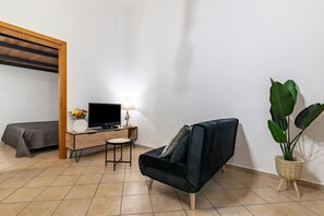 2 slaapkamers, een strijkplank/strijkijzer, wifi, beddengoed