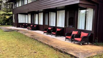 Deluxe Double Room, Park View | Terrace/patio