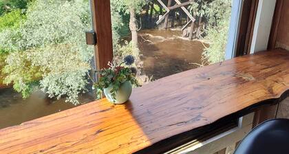 COUPLE - on Hersey River, trails, close to golfing, parks and horseback riding