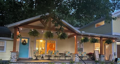 Lake George 2BR Hickory Hideaway
