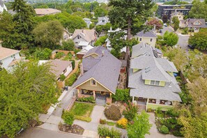 Exterior - Bike‘N’Roll Cottage: Adventure & Relaxation (Portland)