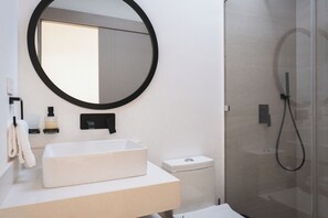 Bathroom - Roca Mistica  (Tamarindo)