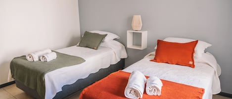 2 bedrooms, WiFi, bed sheets