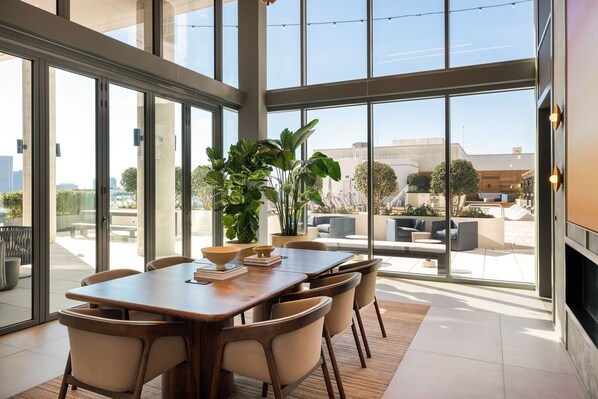 Dining - *New* Skyline Penthouse by Atlanta Luxury Rentals (Atlanta)