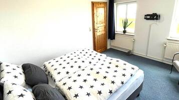 2 Schlafzimmer, Bügeleisen/Bügelbrett, WLAN, Bettwäsche