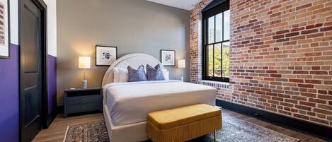 2 bedrooms, iron/ironing board, travel cot, free WiFi