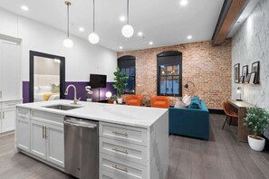 Interior - Steps to French Quarter | Rooftop Pool | Hotel (New Orleans)
