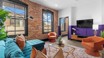 Smart TV, table football, ping pong