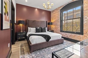 4 chambres, fer et planche à repasser, lit parapluie, Wi-Fi gratuit