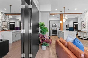 Smart TV, offices