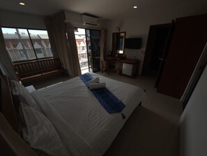 Room - Royal Sweet Hotel (Patong)