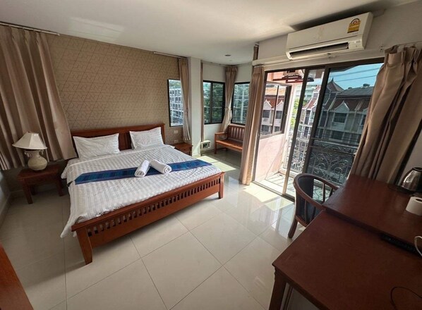 Free WiFi - Royal Sweet Hotel (Patong)