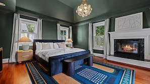 7 bedrooms, desk, iron/ironing board, travel cot - King Beds - A Victorian Suite Xcape (Alexandria)