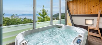 Yeosu Falling in Blue Ocean View Pension