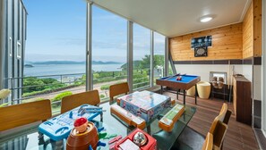 Exterior - Yeosu Falling in Blue Ocean View Pension (Yeosu)