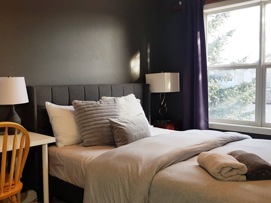 Comfort tweepersoonskamer, 1 queensize bed (Bowness Room) | Individueel gemeubileerd, verduisterende gordijnen, gratis wifi