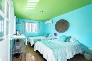 2 bedrooms, desk, iron/ironing board, WiFi