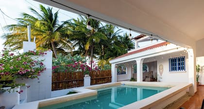 Charming 2-bedroom villa in wonderful Chuburná Puerto with WiFi, AC