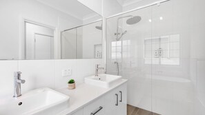Shower, towels - Meadow Mist - Kangaroo Valley (Kangaroo Valley)