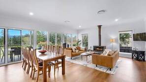 Smart TV, fireplace - Meadow Mist - Kangaroo Valley (Kangaroo Valley)