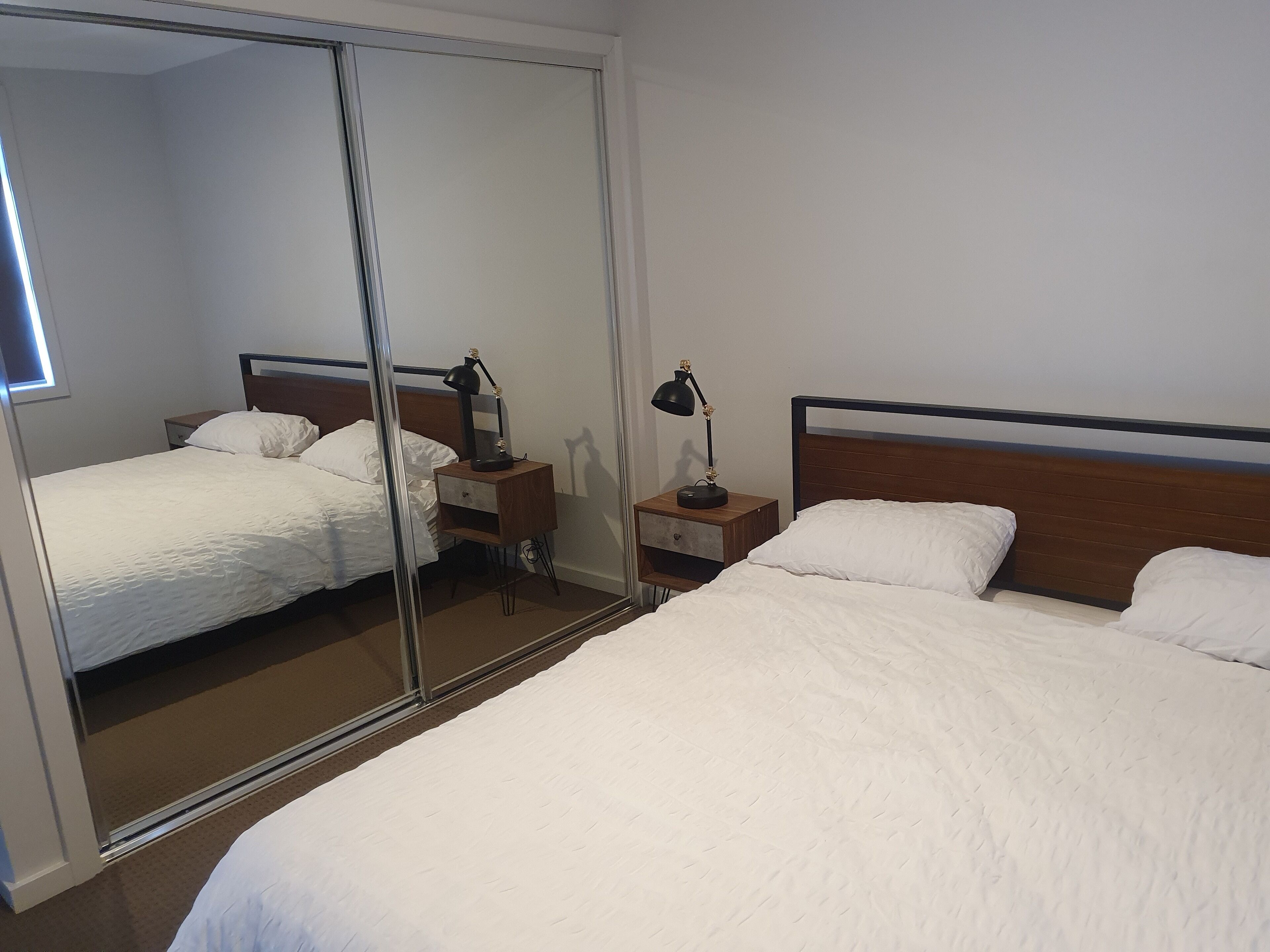 2 多间卧室、熨斗/熨衣板、WiFi、床单