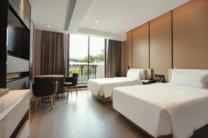 Standard Double or Twin Room | Free minibar, free WiFi, bed sheets - Lujiang Mega Hotel (Xiamen)