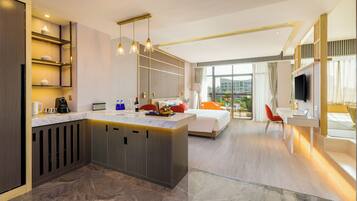 Family Twin Room | Free minibar, free WiFi, bed sheets