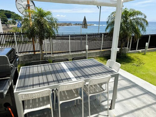 Newly built Allweather barbecue terrace a vill / Shimoda Shizuoka