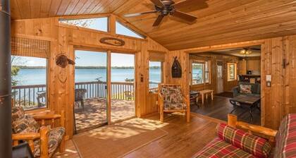 4 Seasons availability, Level elevation, lake front cabin WiFi, Heat, AC