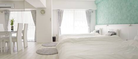 1 bedroom, desk, free WiFi, bed sheets