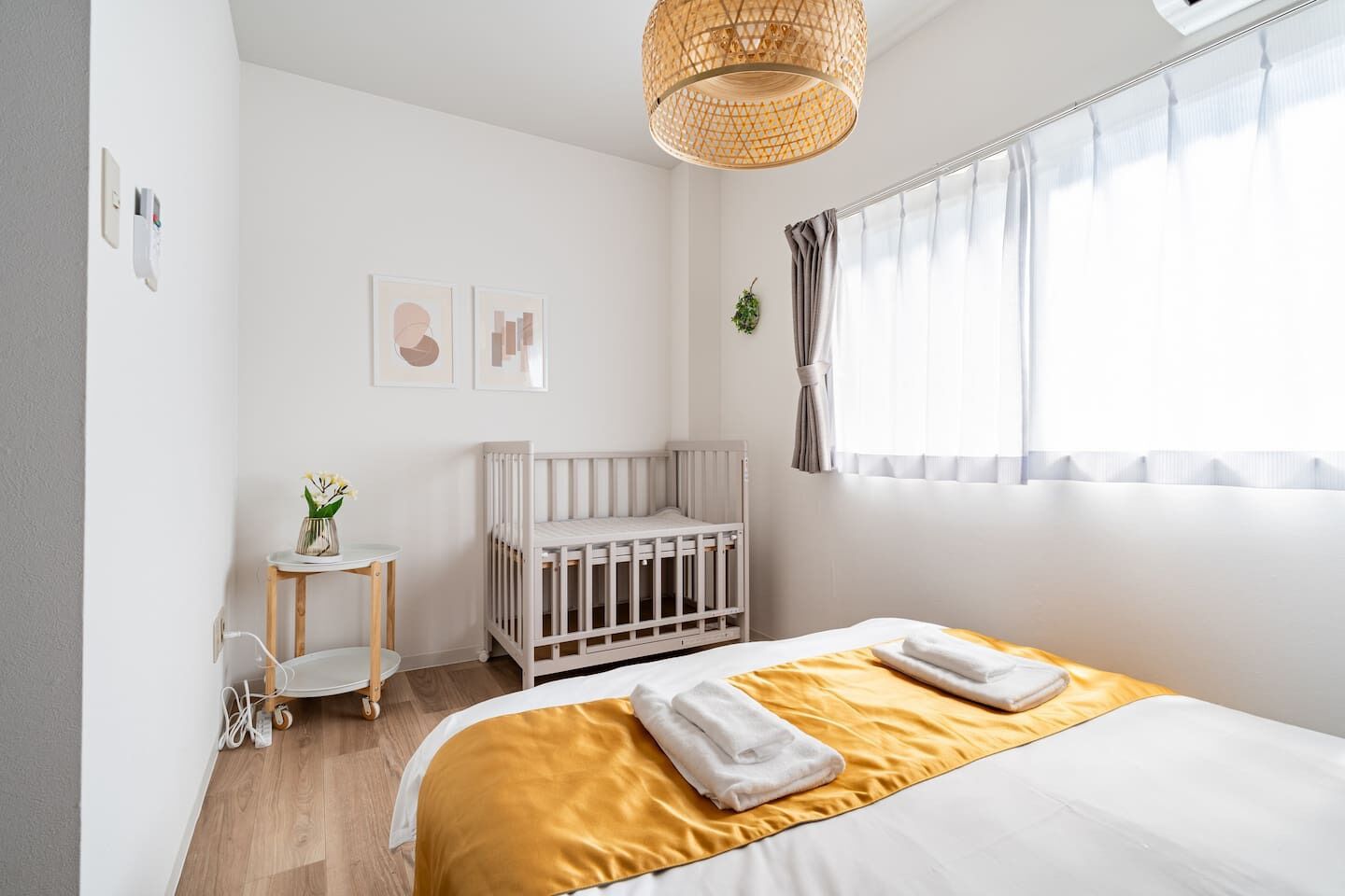 3 bedrooms, desk, iron/ironing board, free WiFi